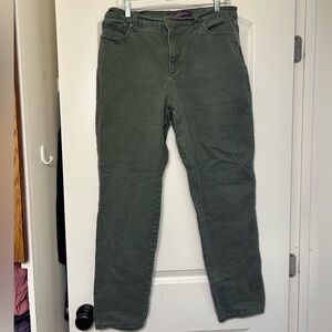 Women’s Gloria Vanderbilt Amanda Missy Straight Leg Jeans | Size 14